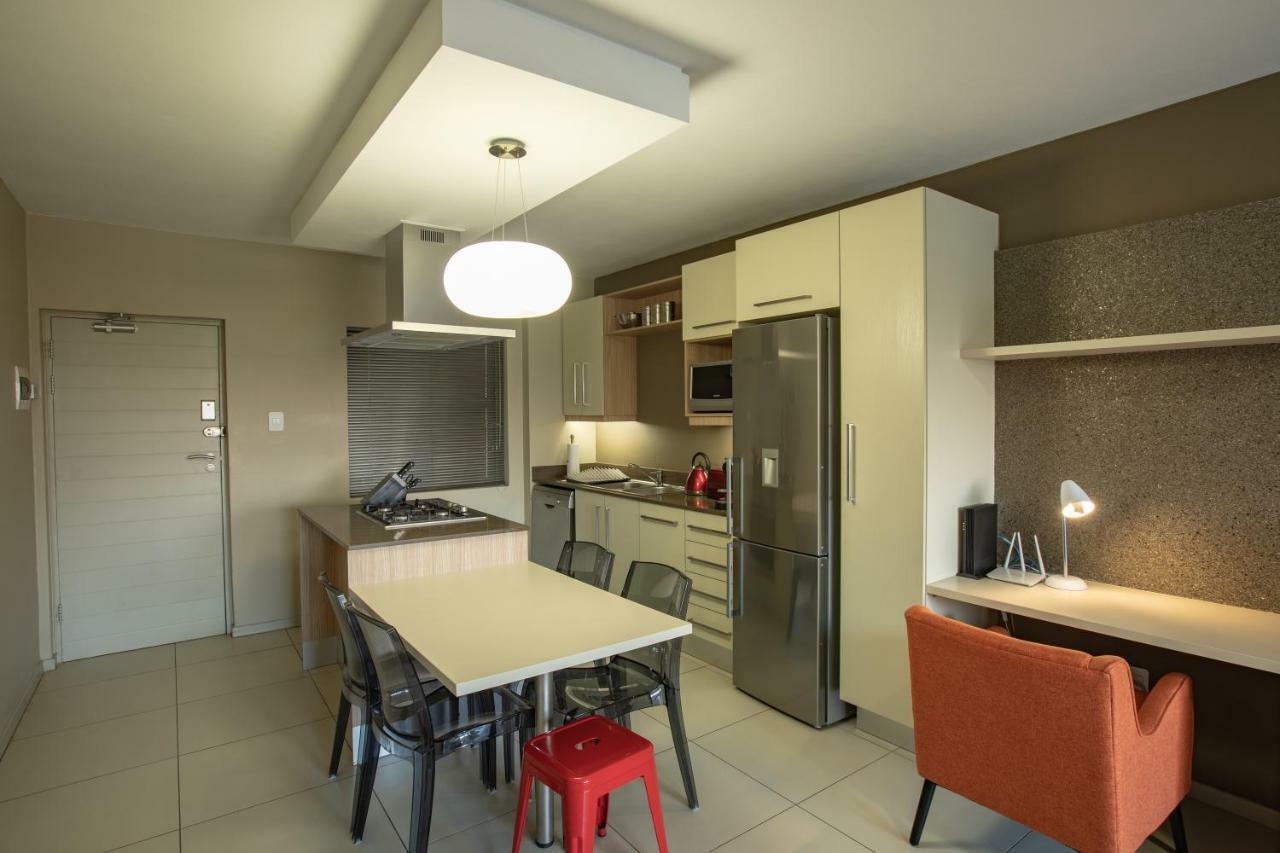 The Hub Apartments Johannesbourg Extérieur photo