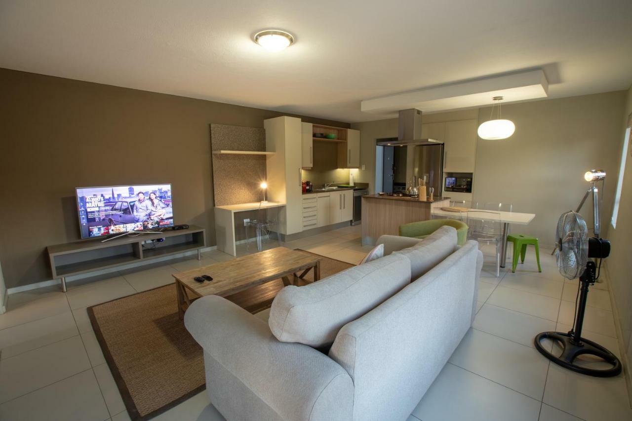 The Hub Apartments Johannesbourg Extérieur photo